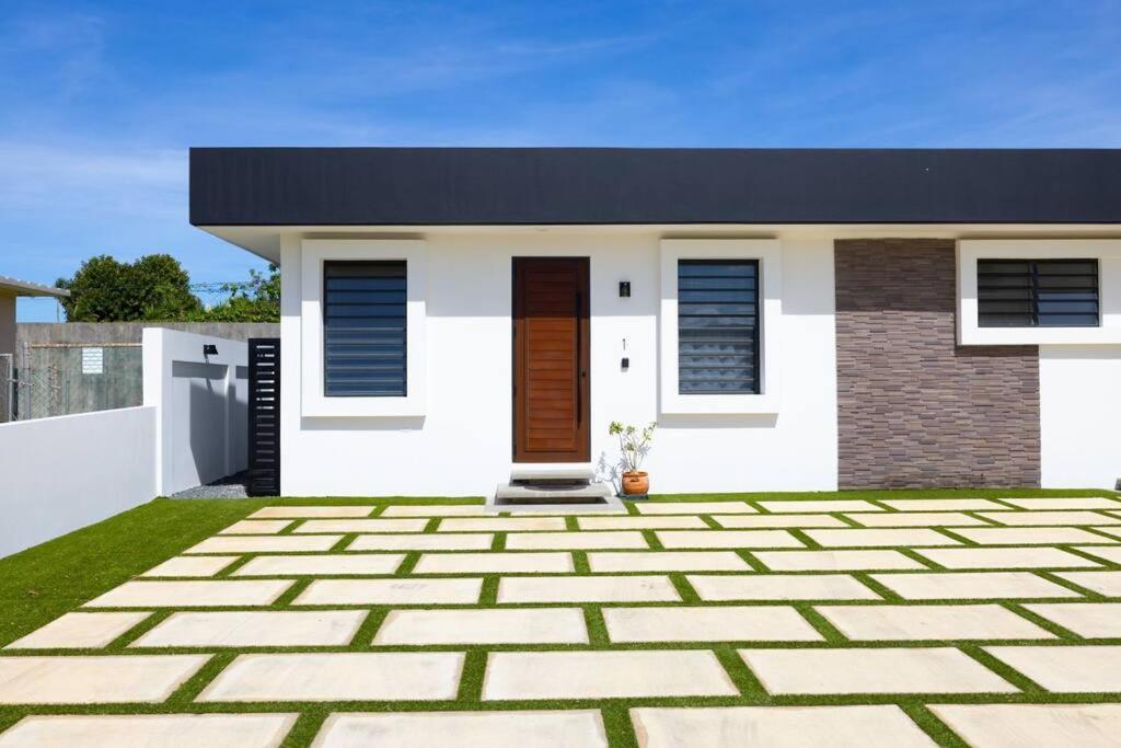 Ramey Cir D, Near Airport, Beaches W/King Bed. Aguadilla Bagian luar foto